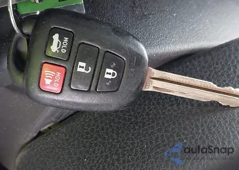 2018 Toyota Corolla Le from USA, damaged, VIN 2T1BURHE7JC003857